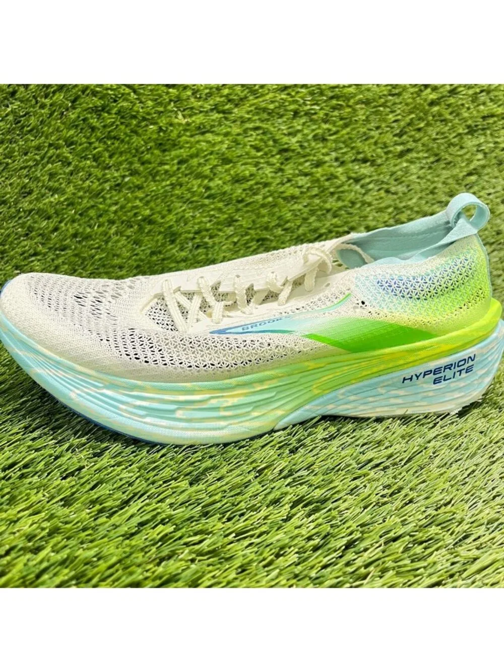 Brooks Hyperion Elite 4 Mens Size 8.5 White Green Blue Running Shoes Sneakers